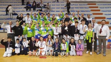 Skupinska ob zaključku tekmovanja.Utrujeni a zadovoljni.